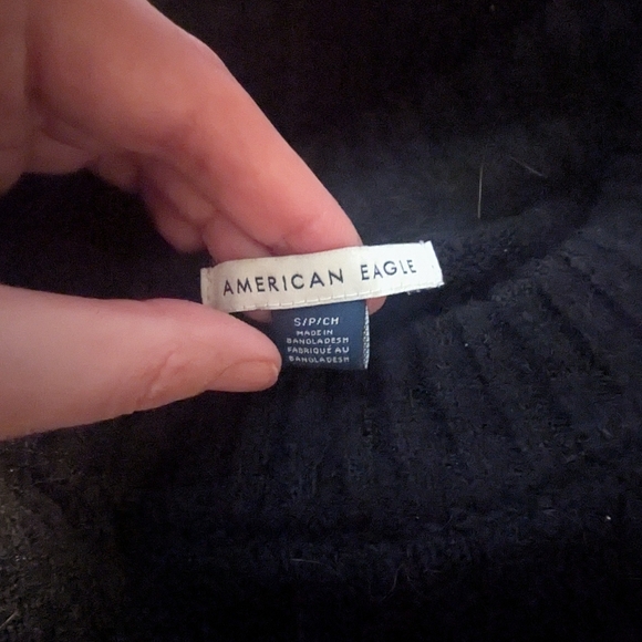 Assorted Sweater Collection - Picture 10 of 12